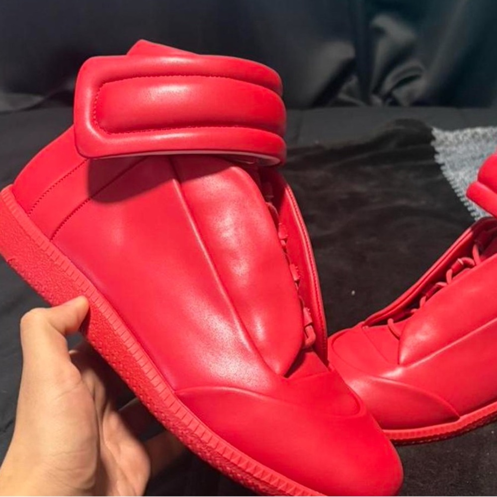 Maison Martin Margiela Red Sneakers - Picture 3 of 4